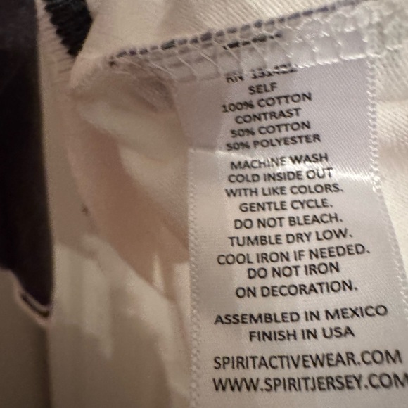 Spirit Jersey Oversized White with Black Trim NWOT - Picture 6 of 6